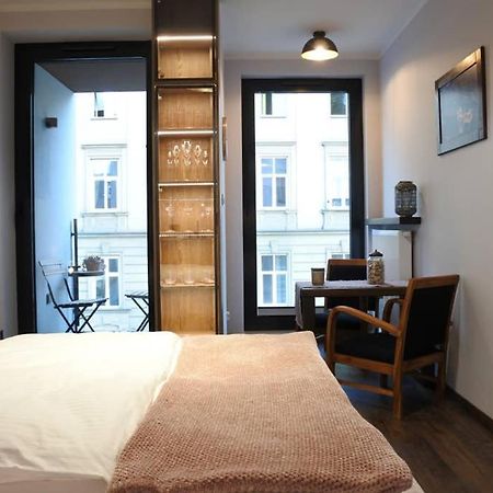 Boutique 109 - Old City, Luxury Apt. With A Garage Kraków Exteriör bild